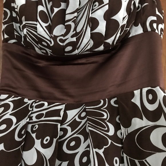 Brown/ white strapless party dress - Picture 2 of 3